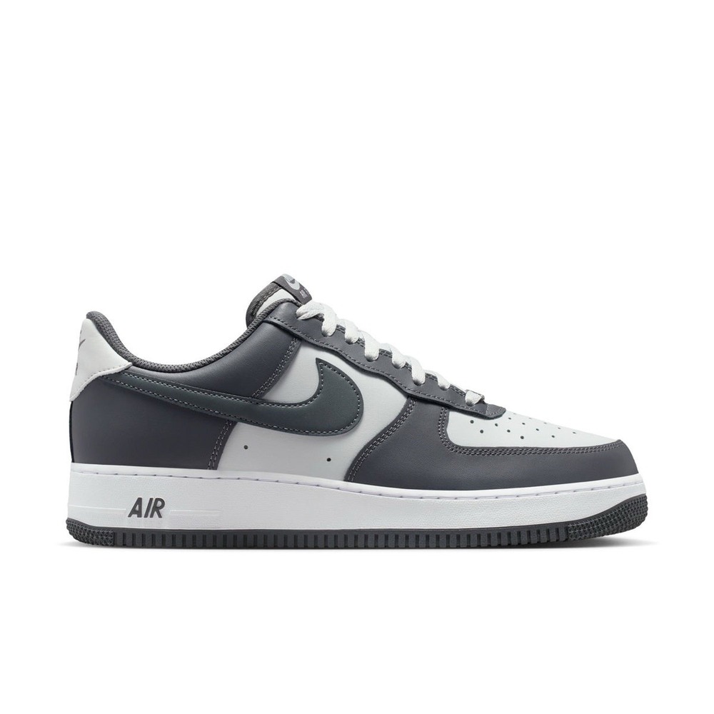 Nike AIR FORCE 1 LOW 07 Black/White - MENS - New - Size 11
